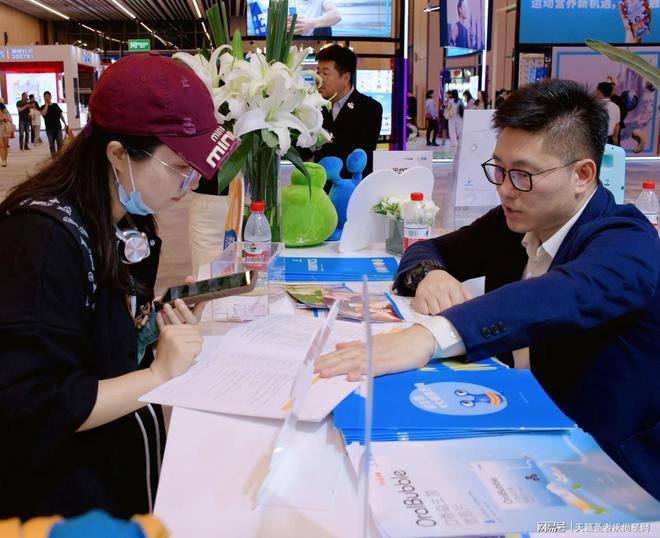 均瑶润盈闪耀FBIF 2025：OralFlash™闪溶益生菌引领行业革新浪潮(图3)