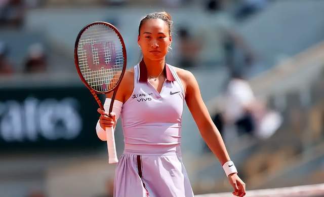 郑钦文在法网八强赛后哽咽发声：“其实我本来可以赢的”(图1)